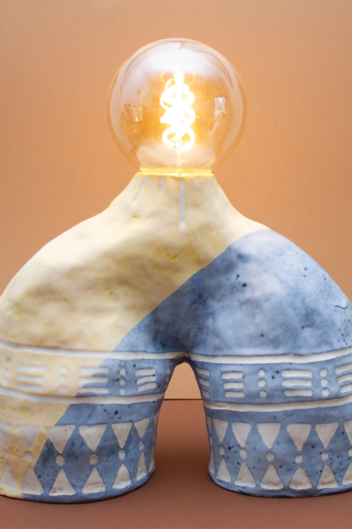 Iluṣọ Ceramic Lamp